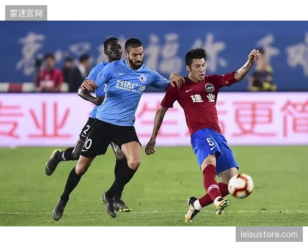 阿赫梅霍季奇将成后防核心，巴巴雷斯或围绕其构建三中卫体系。
